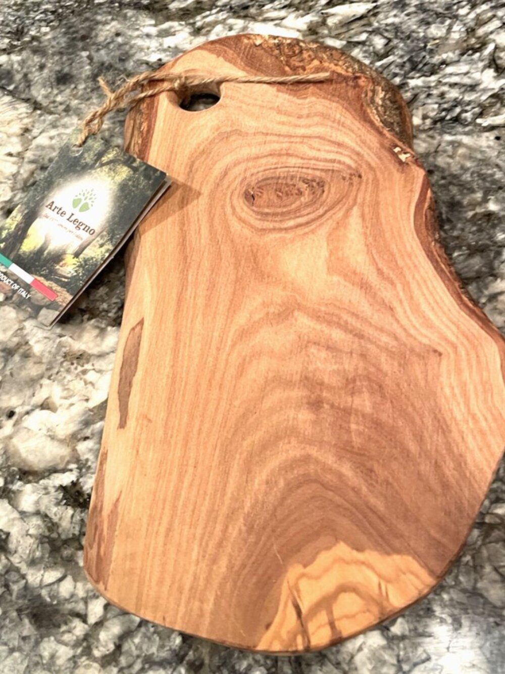 Arte Legno Italy Natural Olive Wood Cutting/Serving Board Small with Side Bark
